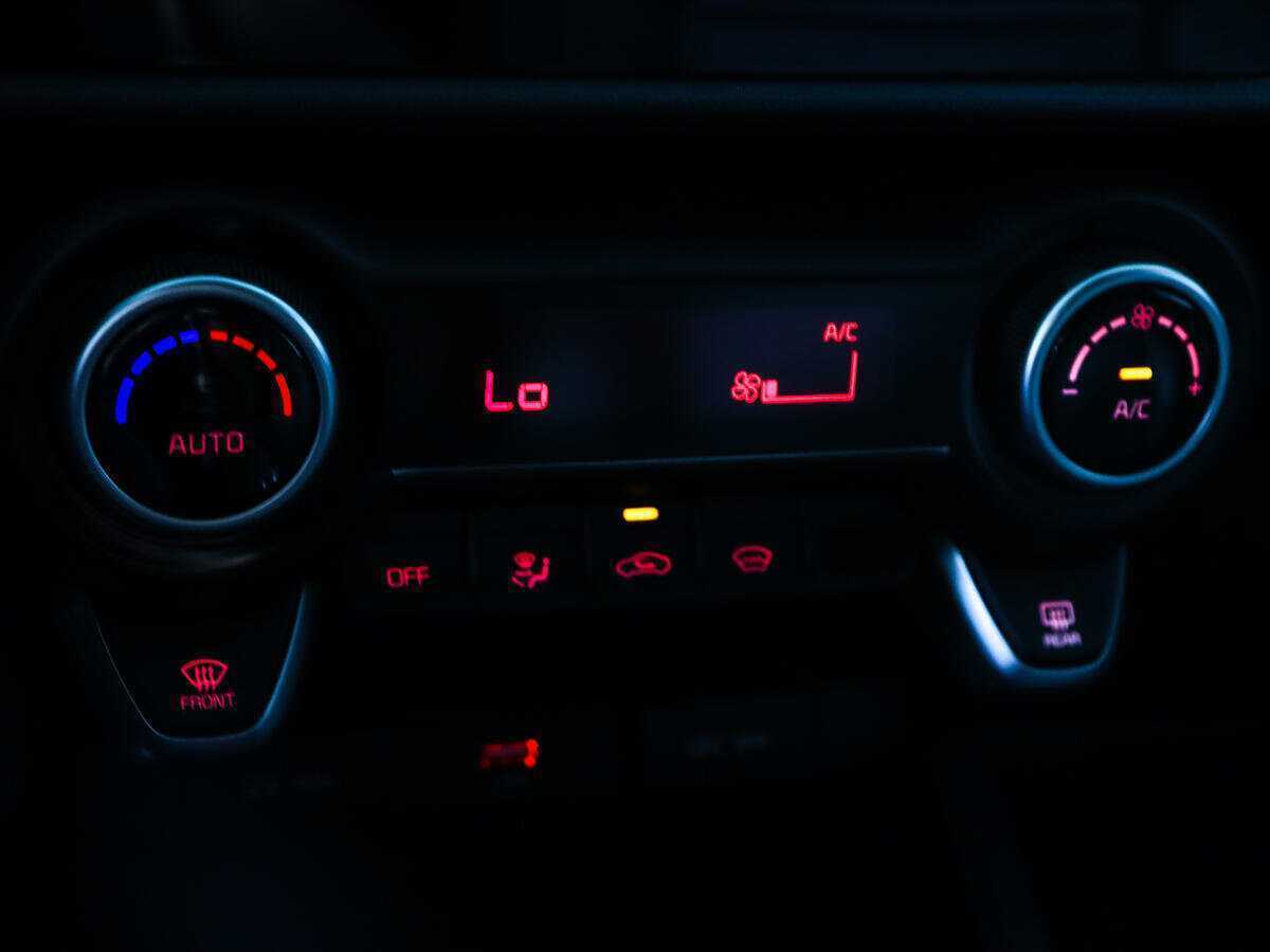 Купить Kia Rio с пробегом. Фото: #13