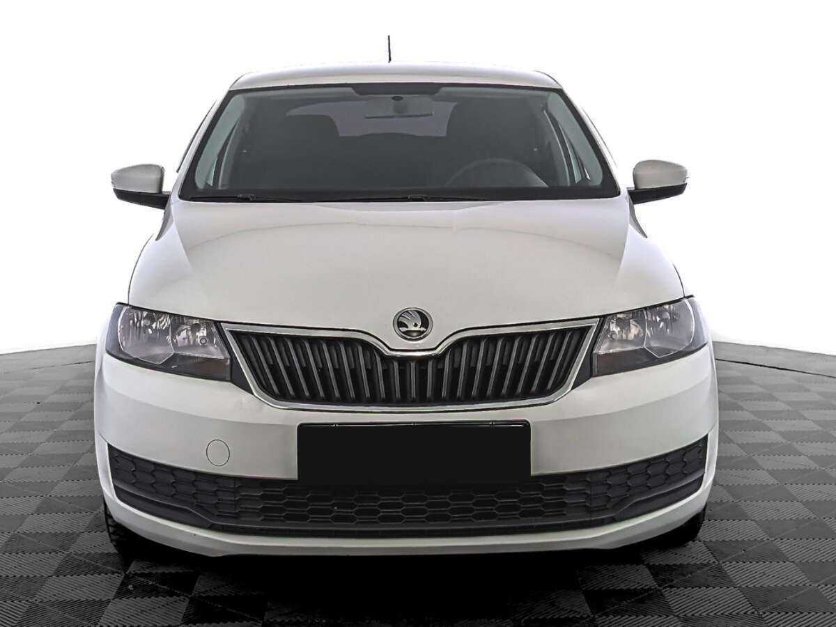 Купить Skoda Rapid с пробегом. Фото: #1