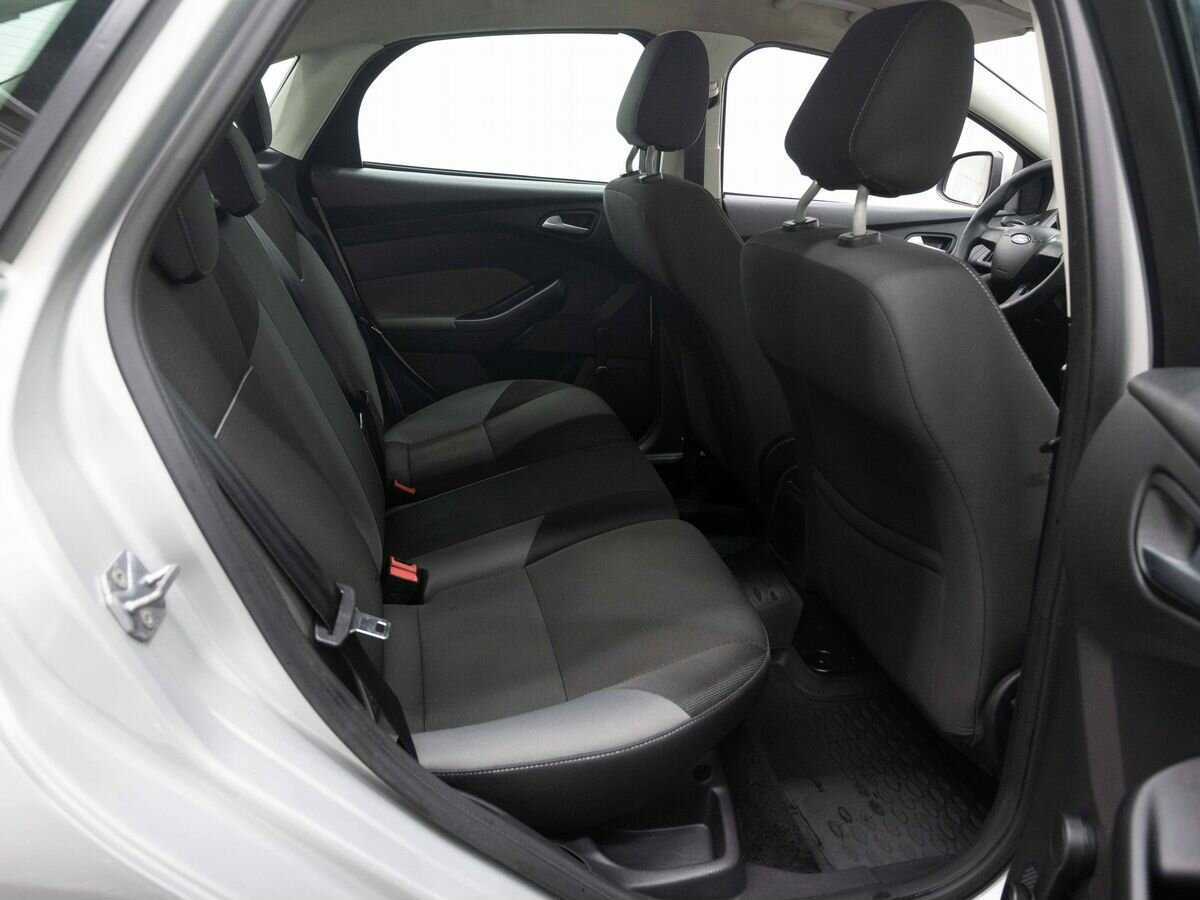 Купить Ford Focus с пробегом. Фото: #11