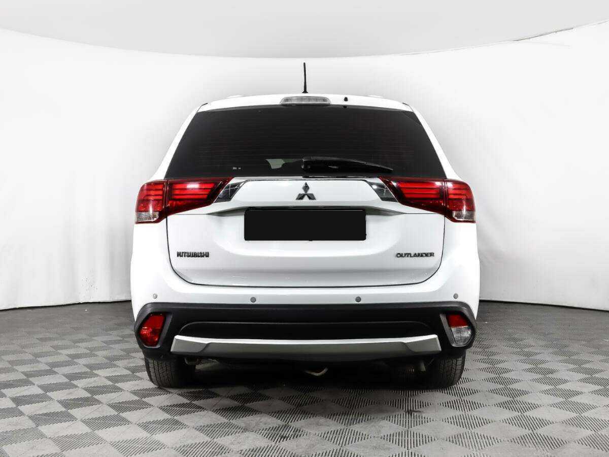 Купить Mitsubishi Outlander с пробегом. Фото: #5
