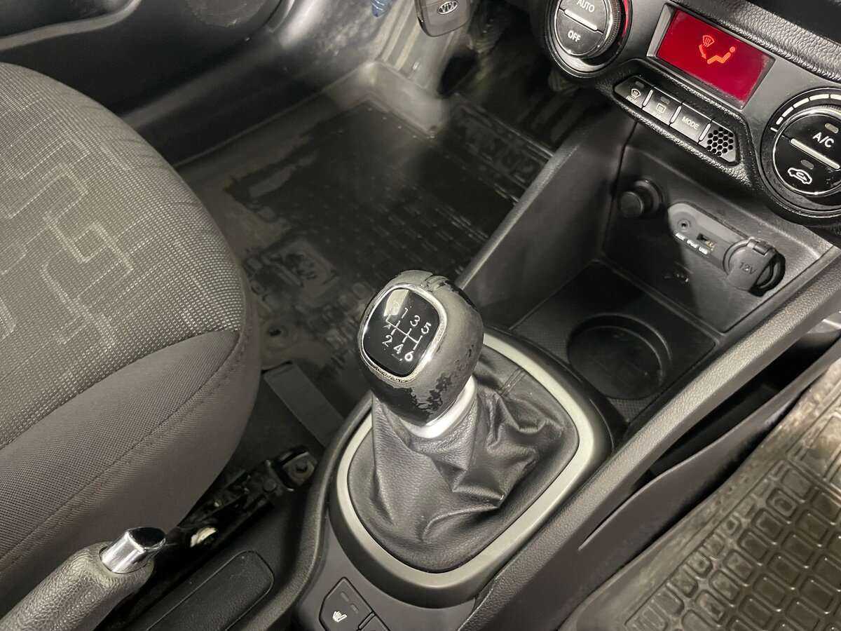 Купить Kia Rio с пробегом. Фото: #14