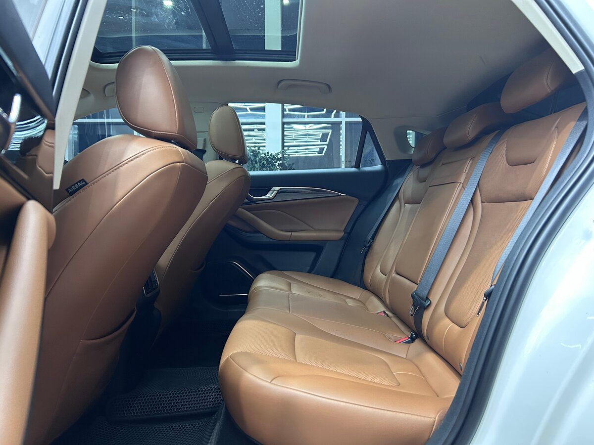 Купить FAW Bestune B70 с пробегом. Фото: #9