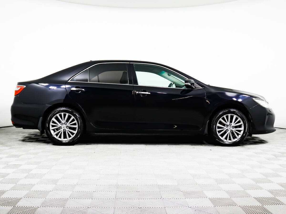 Купить Toyota Camry с пробегом. Фото: #3