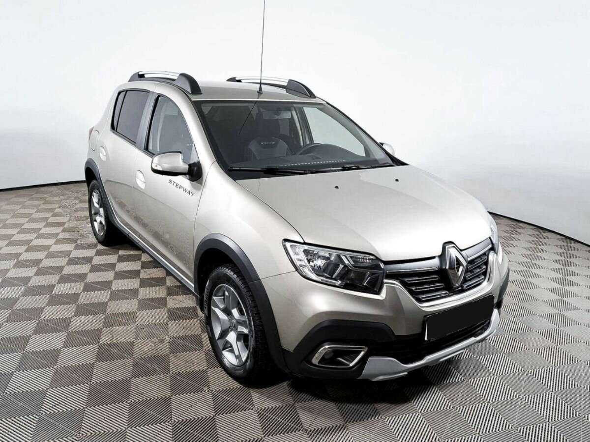 Купить Renault Sandero с пробегом. Фото: #2