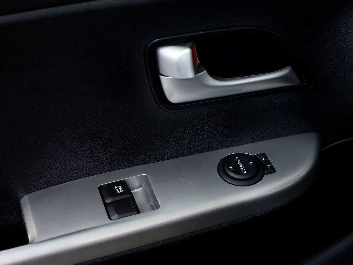 Купить Kia Rio с пробегом. Фото: #11