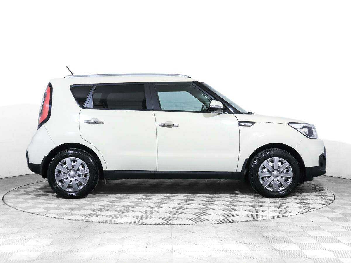 Купить Kia Soul с пробегом. Фото: #3