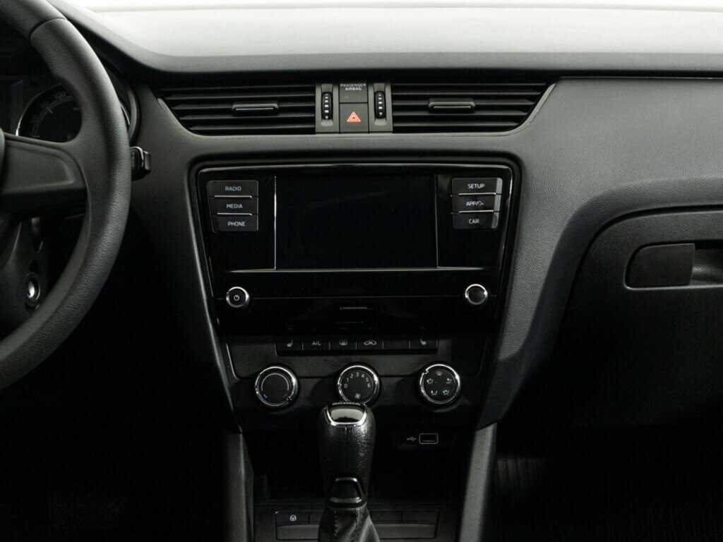 Купить Skoda Octavia с пробегом. Фото: #13