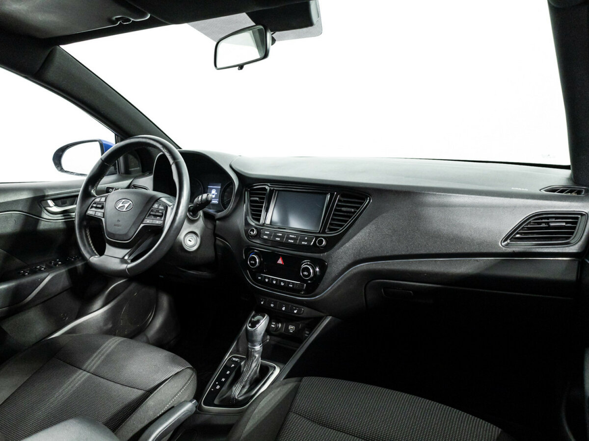 Купить Hyundai Solaris с пробегом. Фото: #8