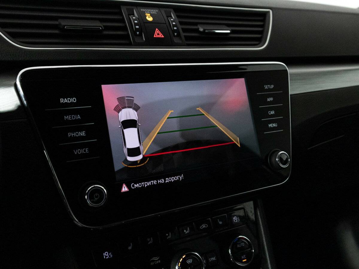 Купить Skoda Superb с пробегом. Фото: #17