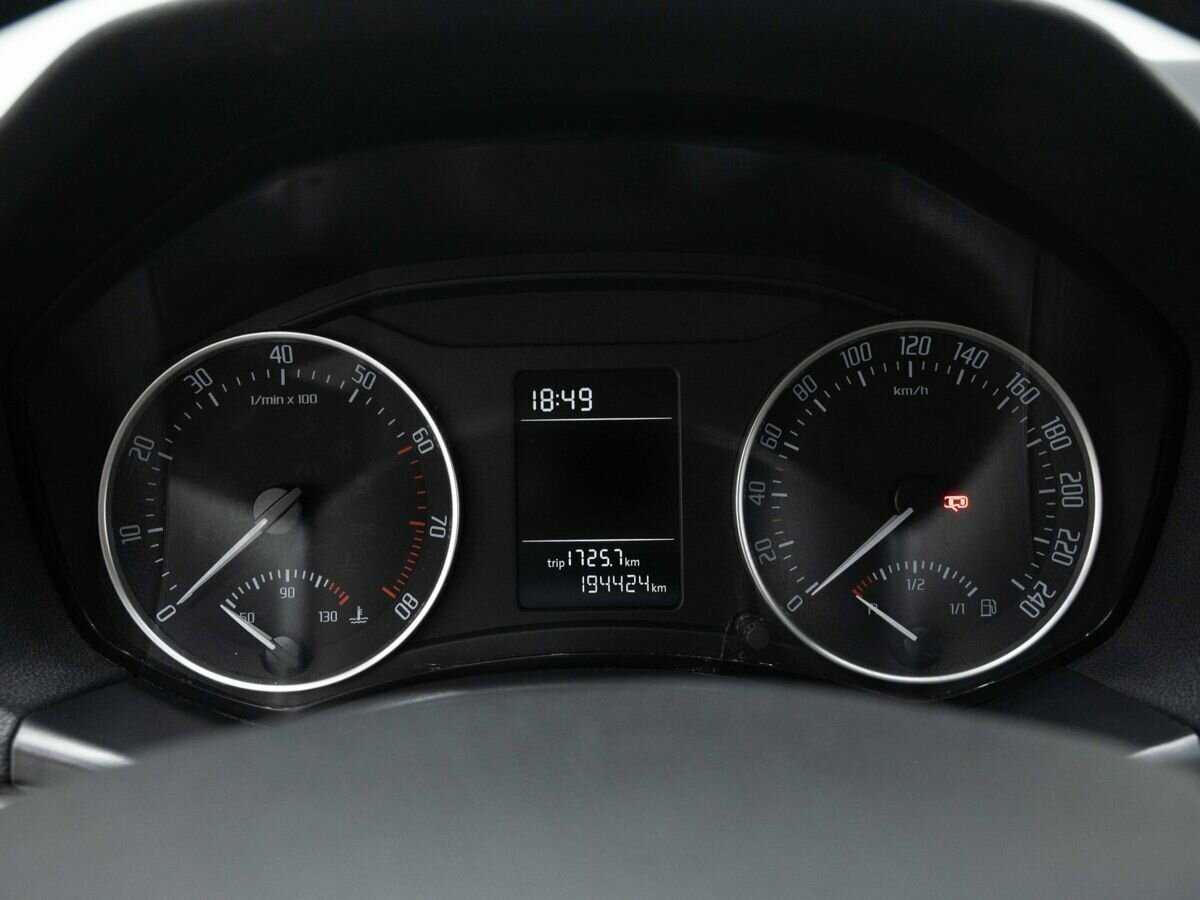 Купить Skoda Octavia с пробегом. Фото: #15