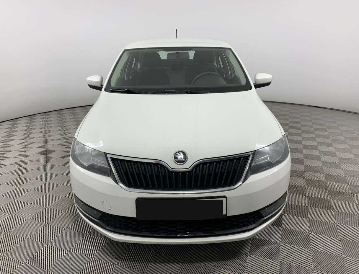 Купить Skoda Rapid с пробегом. Фото: #1