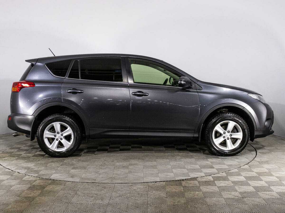 Купить Toyota RAV4 с пробегом. Фото: #3
