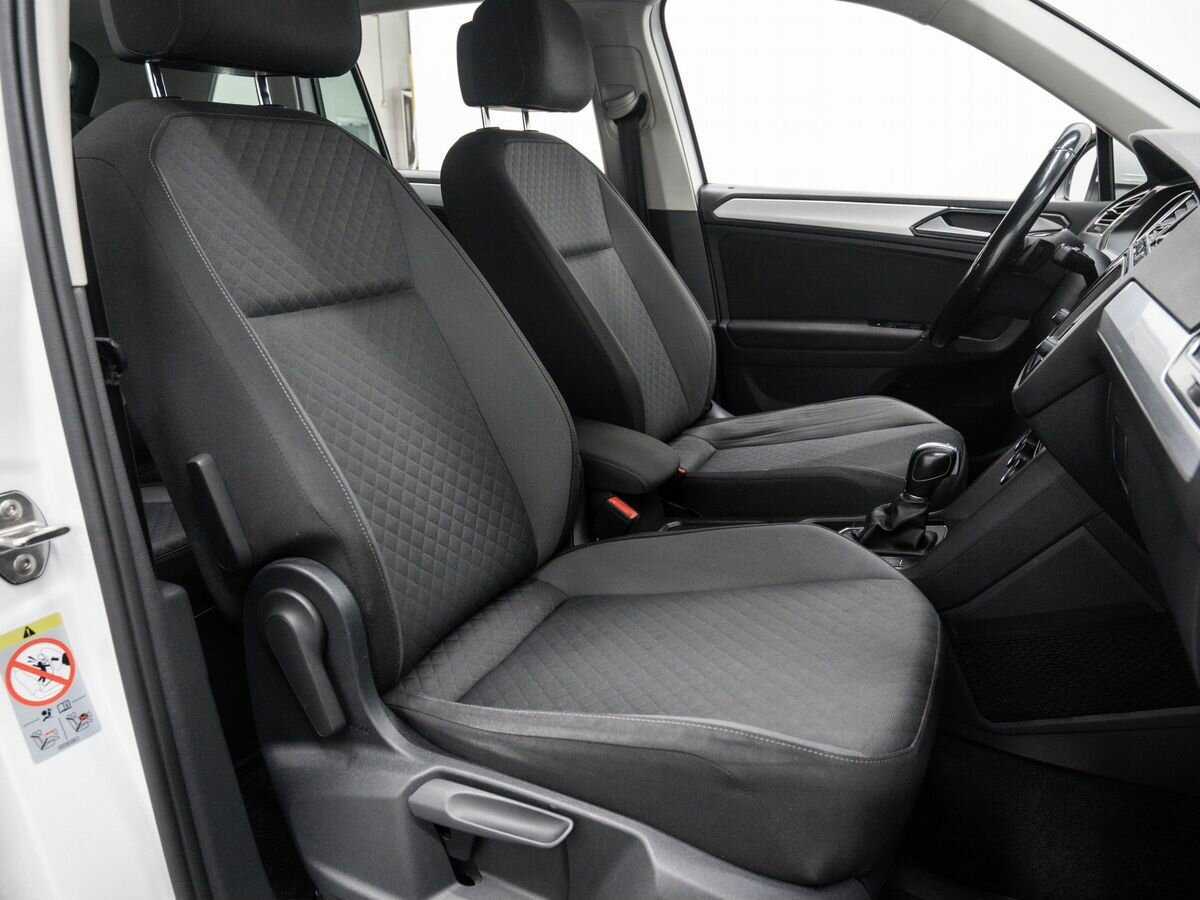 Купить Volkswagen Tiguan с пробегом. Фото: #8