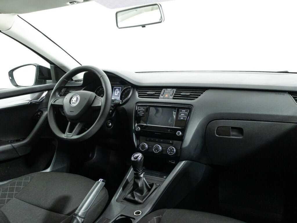 Купить Skoda Octavia с пробегом. Фото: #8