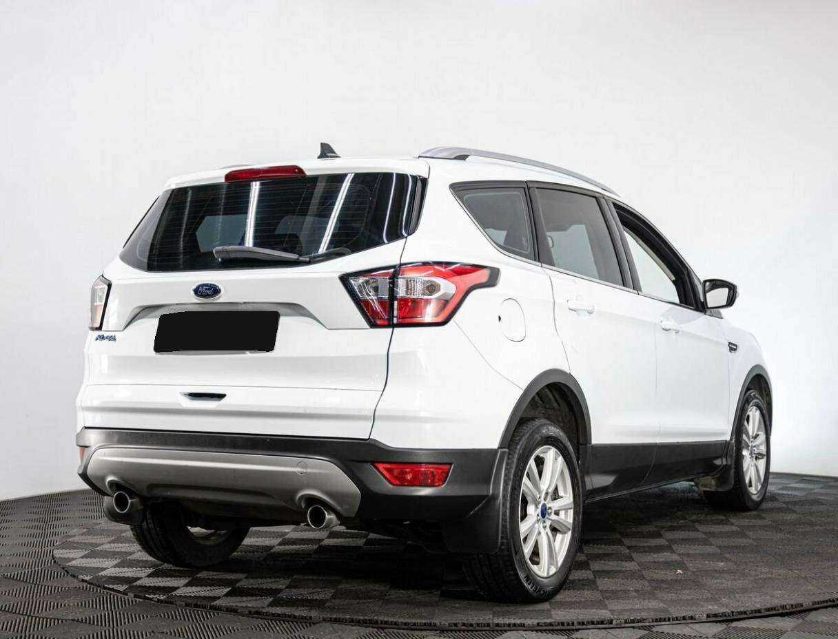 Купить Ford Kuga с пробегом. Фото: #5