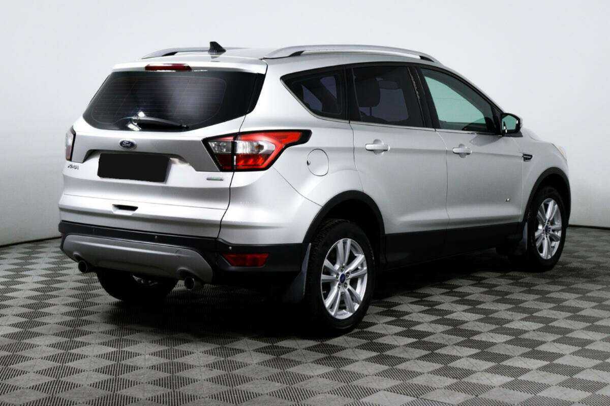 Купить Ford Kuga с пробегом. Фото: #4
