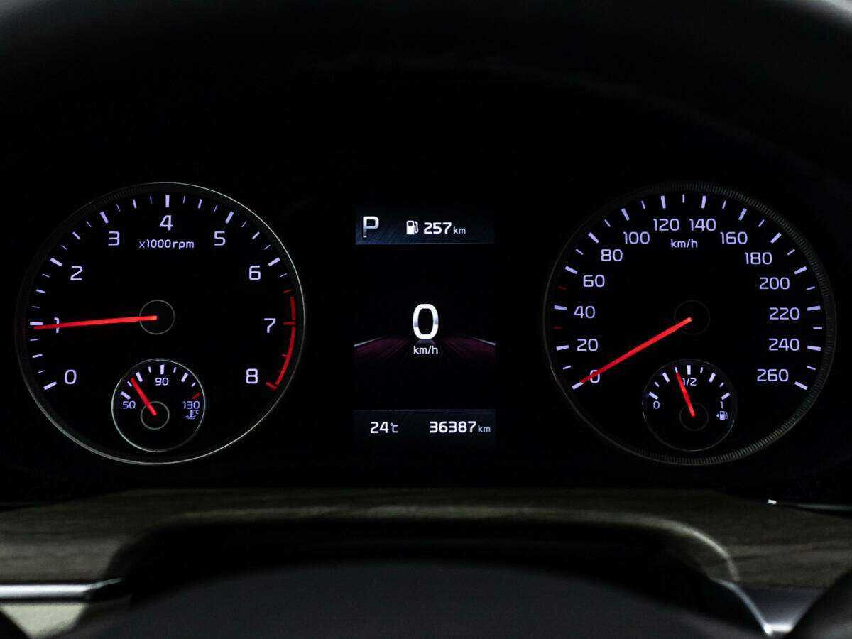 Купить Kia K5 с пробегом. Фото: #11