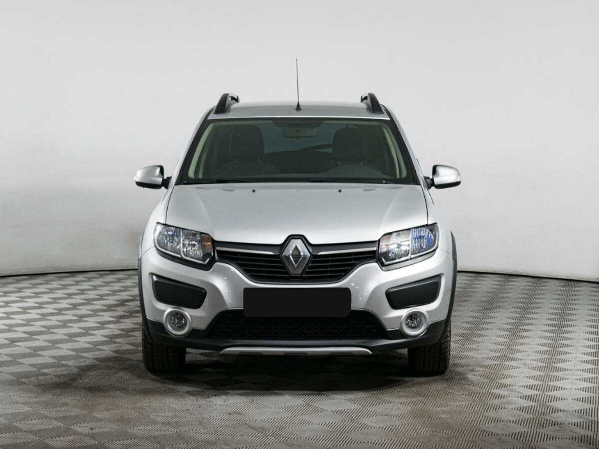 Купить Renault Sandero с пробегом. Фото: #1