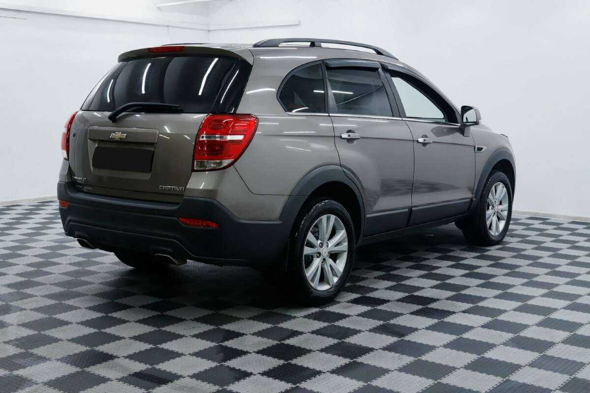 Купить Chevrolet Captiva с пробегом. Фото: #3