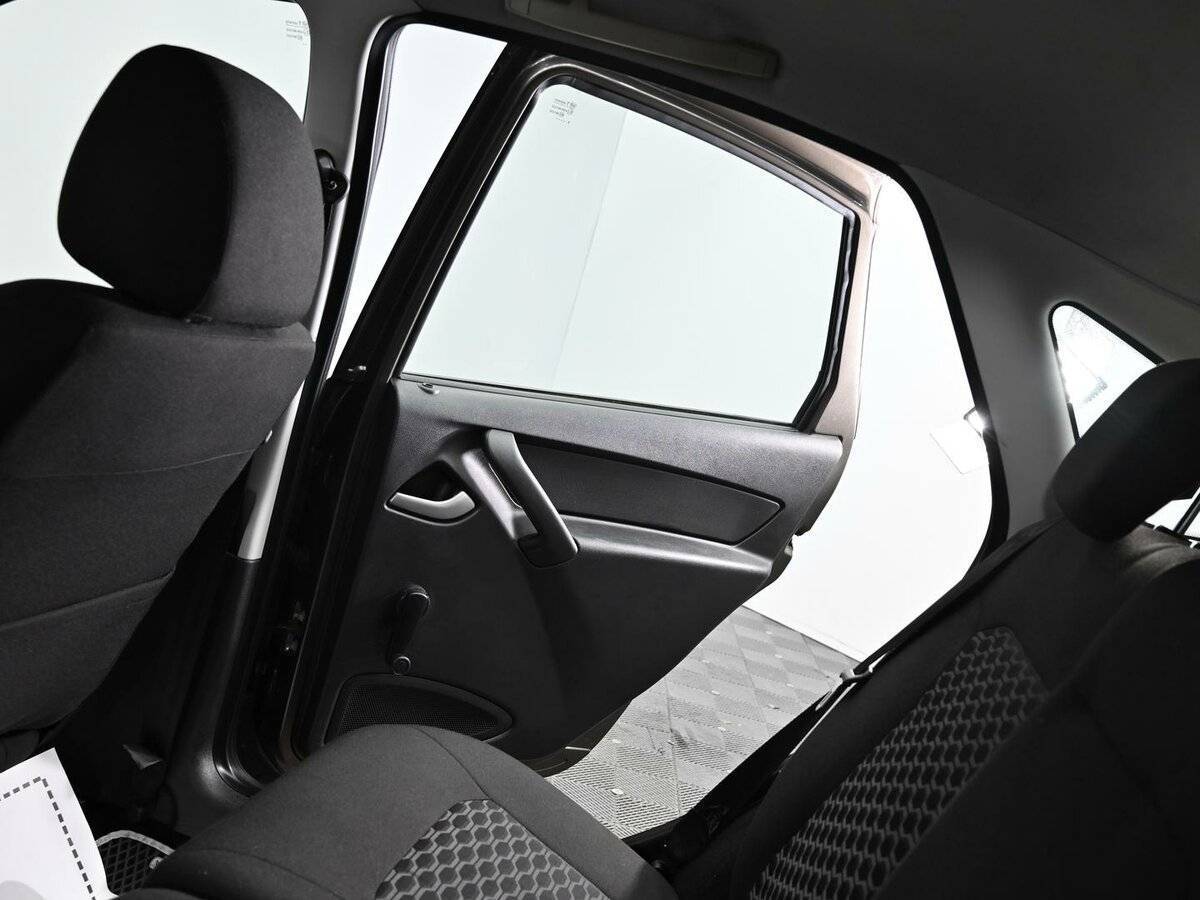 Купить Lada (ВАЗ) Granta с пробегом. Фото: #13