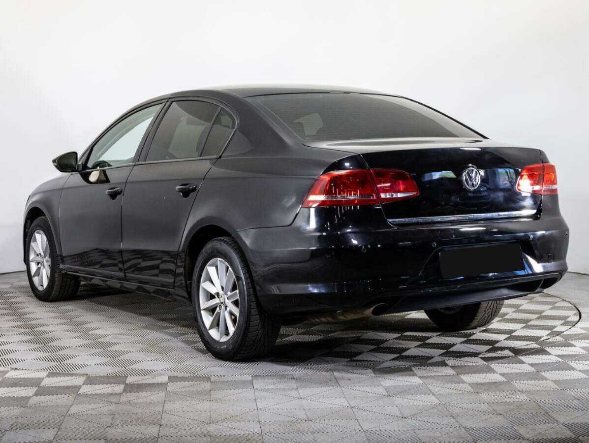 Купить Volkswagen Passat с пробегом. Фото: #5