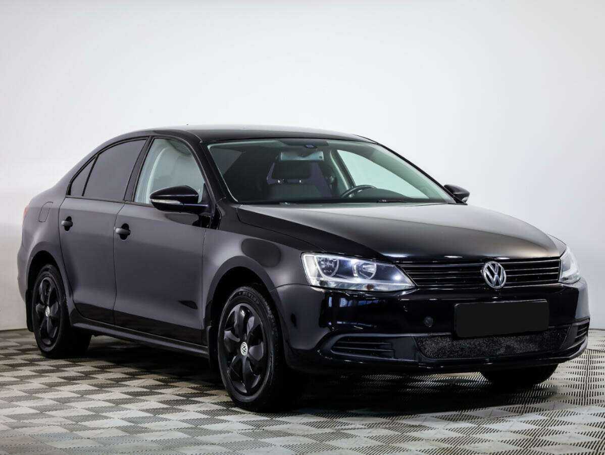 Купить Volkswagen Jetta с пробегом. Фото: #1