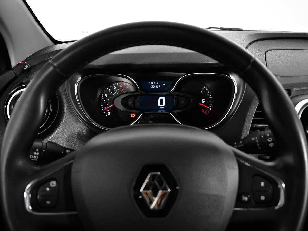 Купить Renault Kaptur с пробегом. Фото: #10