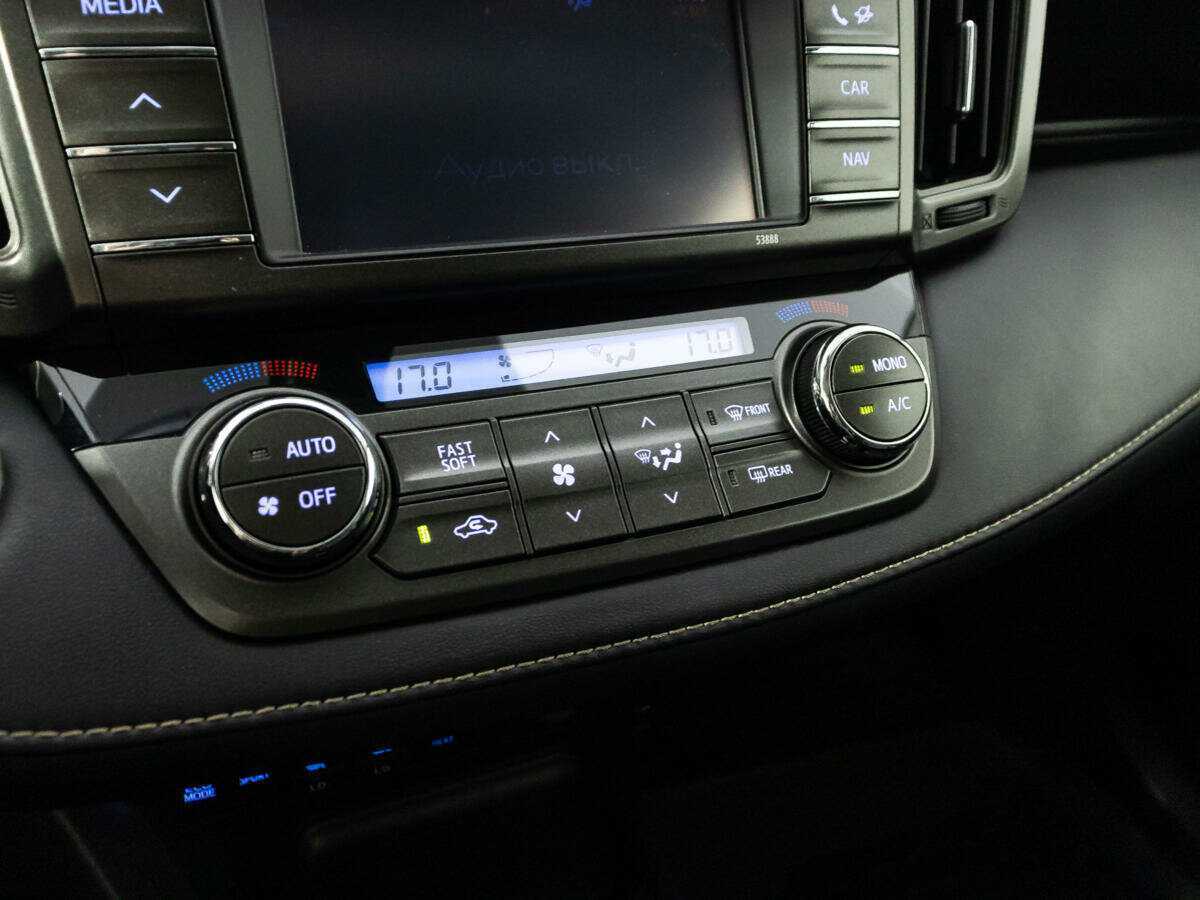 Купить Toyota RAV4 с пробегом. Фото: #15