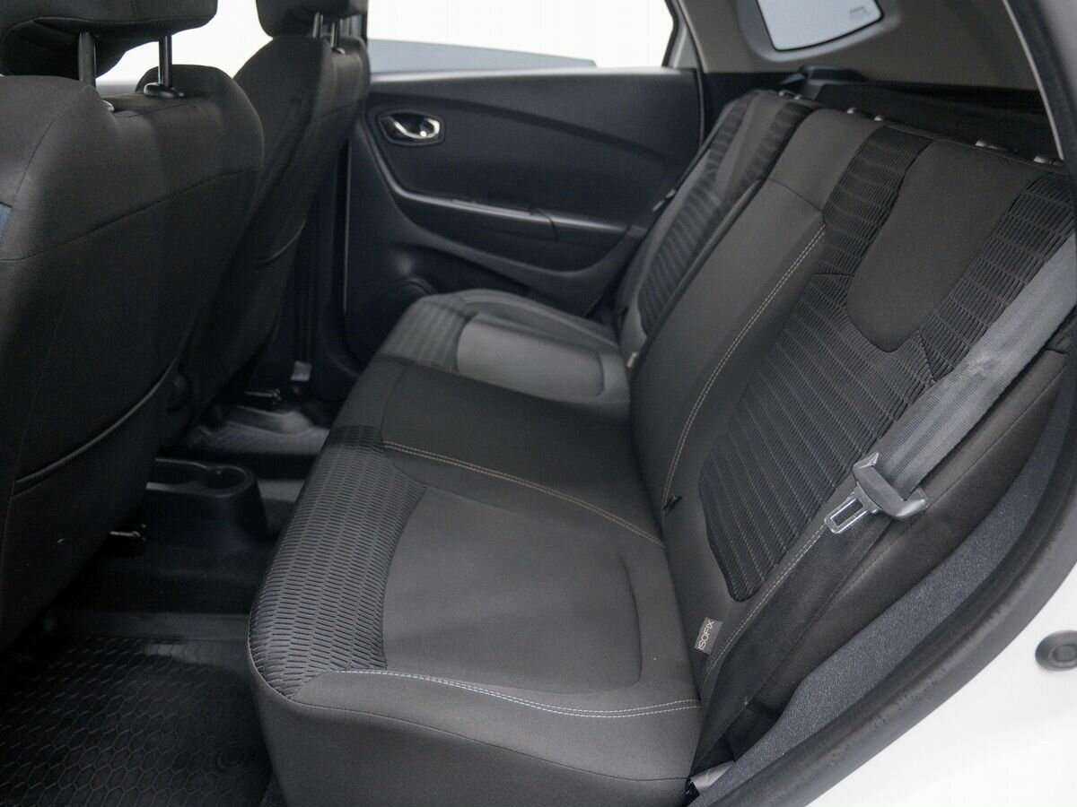 Купить Renault Kaptur с пробегом. Фото: #10