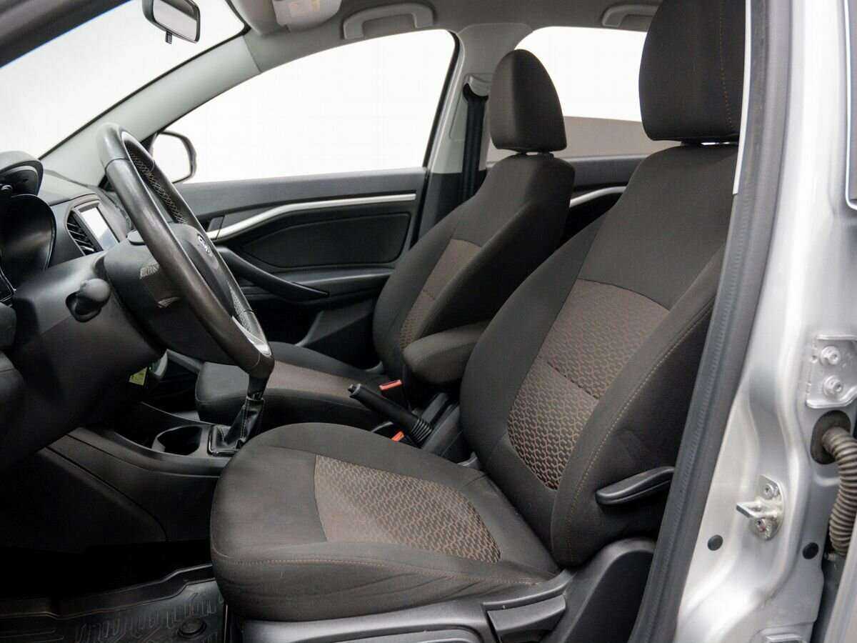 Купить Lada (ВАЗ) Vesta с пробегом. Фото: #9