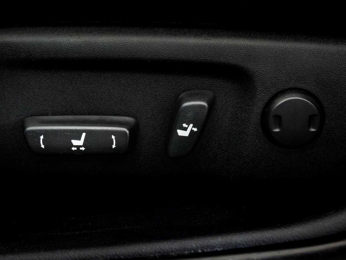 Купить Toyota Camry с пробегом. Фото: #18