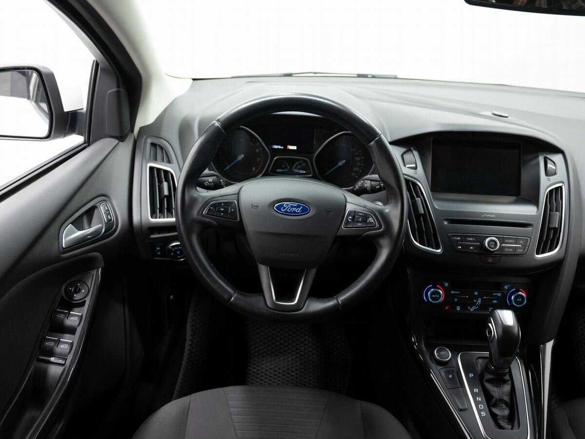Купить Ford Focus с пробегом. Фото: #13