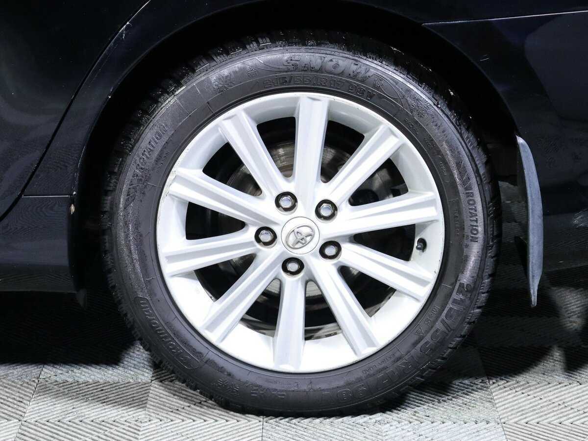 Купить Toyota Camry с пробегом. Фото: #14