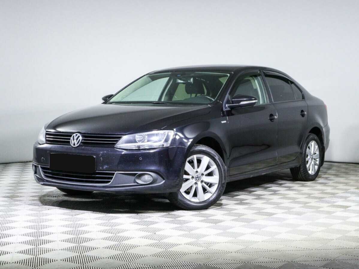 Купить Volkswagen Jetta с пробегом. Посмотреть фото