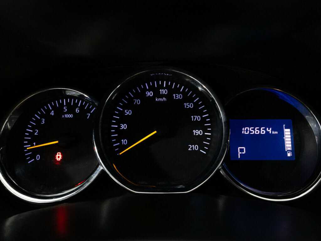 Купить Renault Duster с пробегом. Фото: #11