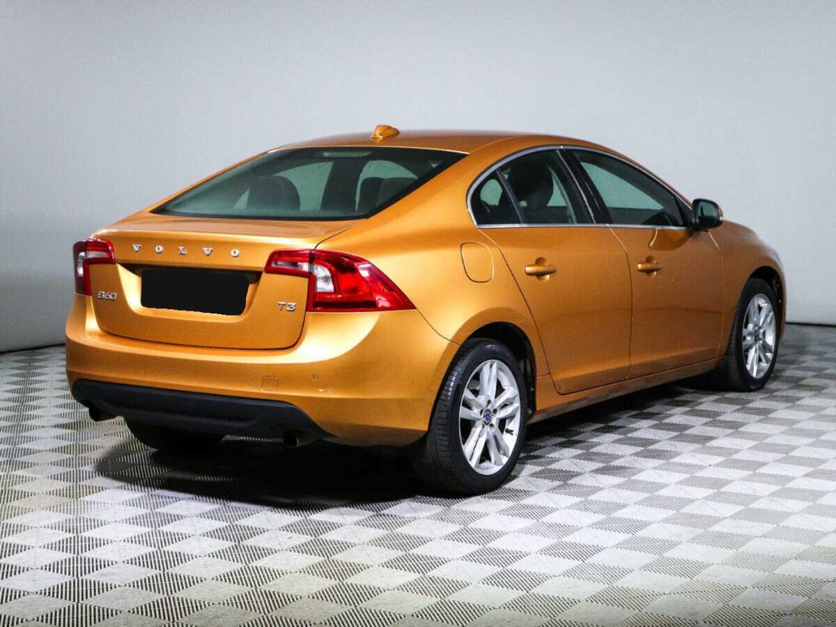 Купить Volvo S60 с пробегом. Фото: #3