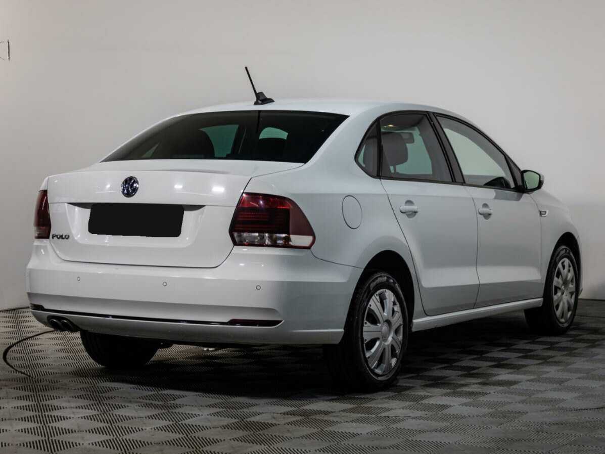 Купить Volkswagen Polo с пробегом. Фото: #3