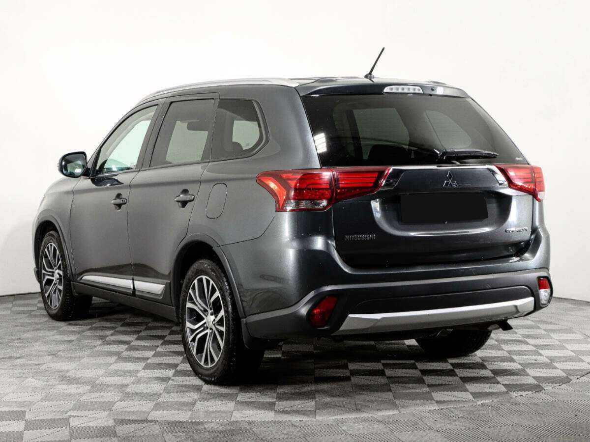 Купить Mitsubishi Outlander с пробегом. Фото: #6
