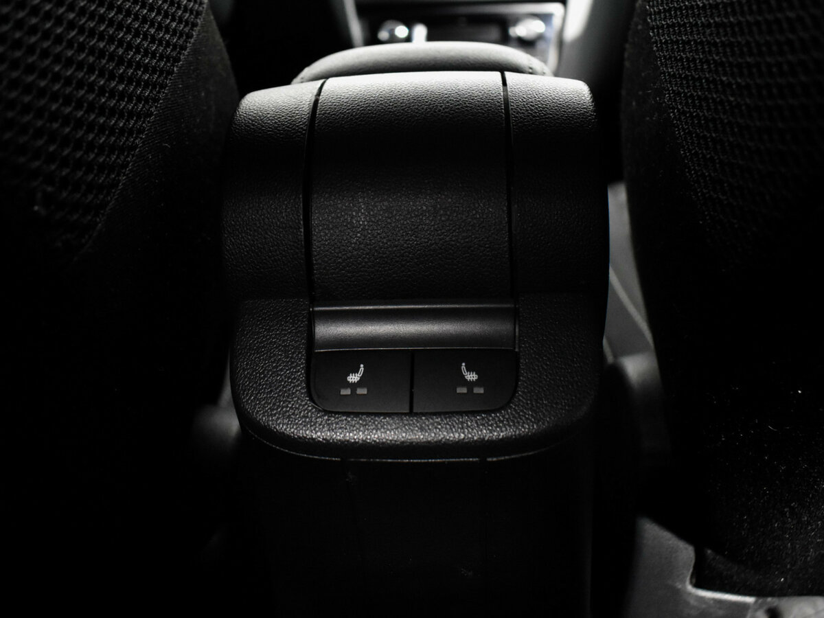 Купить Skoda Rapid с пробегом. Фото: #20