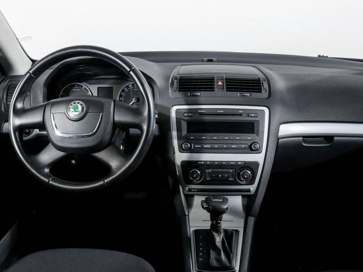 Купить Skoda Octavia с пробегом. Фото: #9