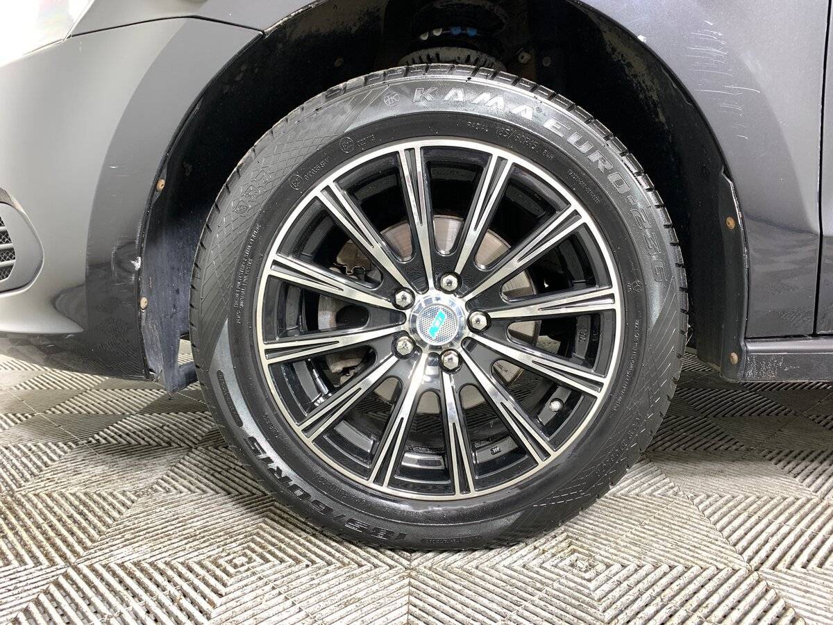 Купить Volkswagen Polo с пробегом. Фото: #8