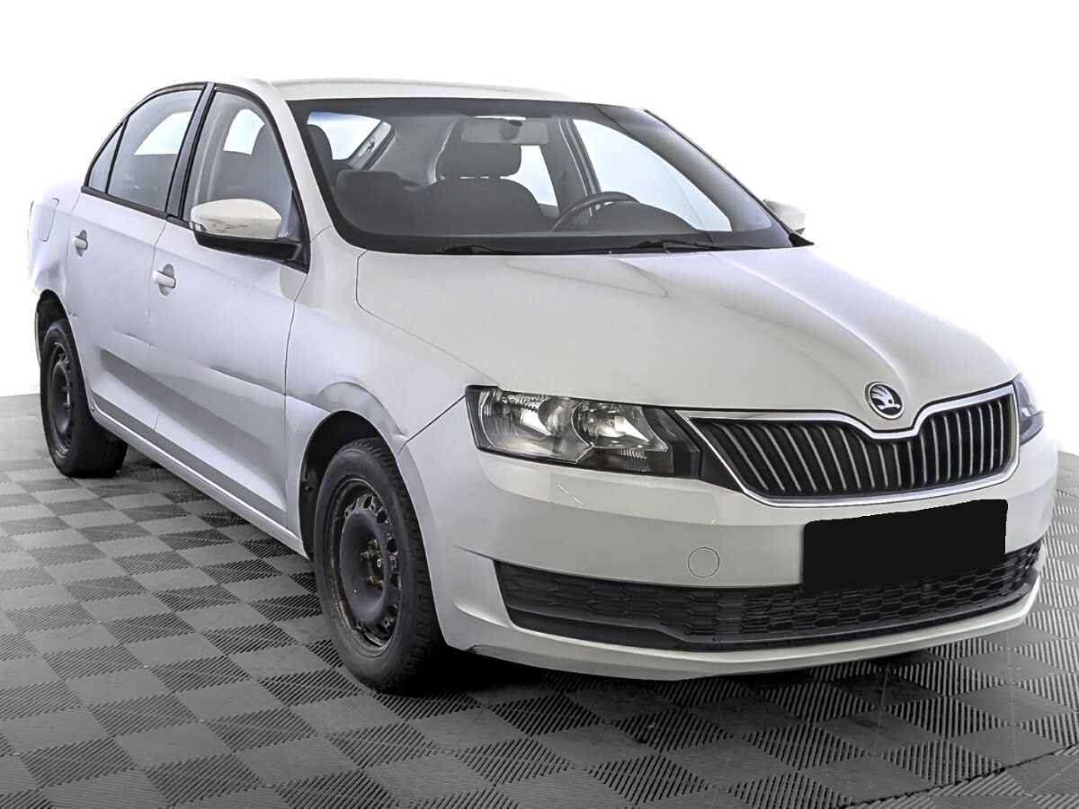 Купить Skoda Rapid с пробегом. Фото: #2