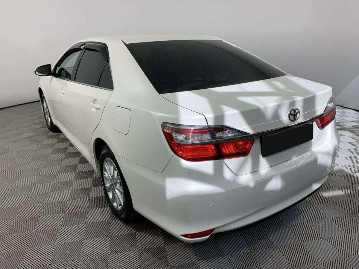 Купить Toyota Camry с пробегом. Фото: #6