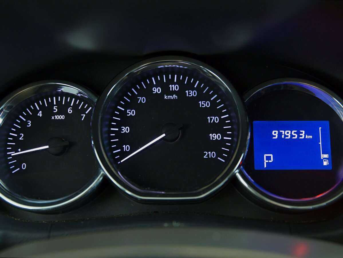 Купить Nissan Terrano с пробегом. Фото: #11