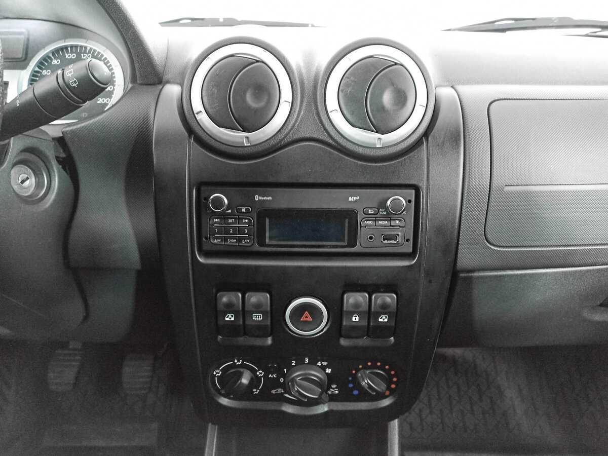 Купить Lada (ВАЗ) Largus с пробегом. Фото: #9