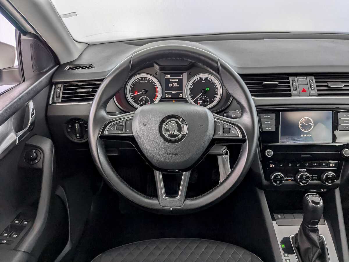 Купить Skoda Octavia с пробегом. Фото: #16