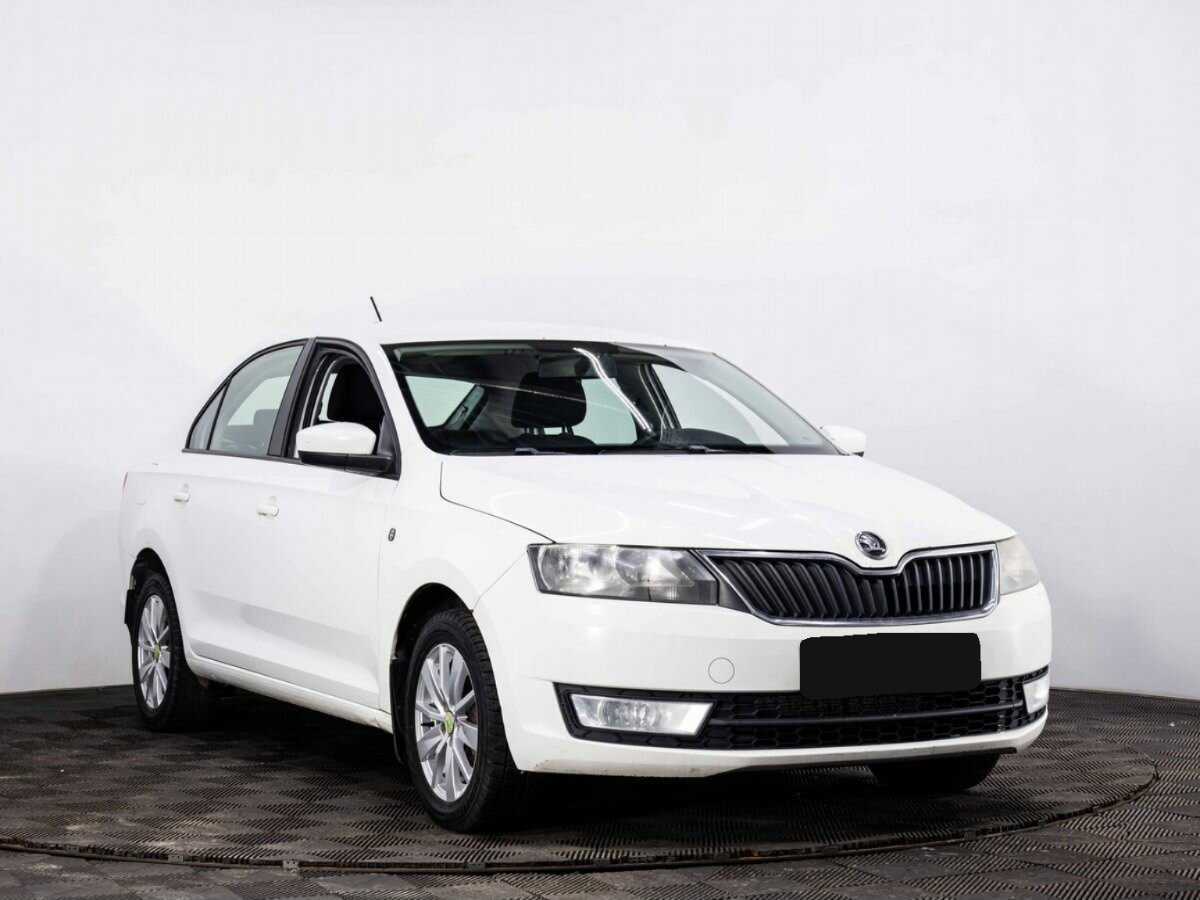 Купить Skoda Rapid с пробегом. Фото: #2