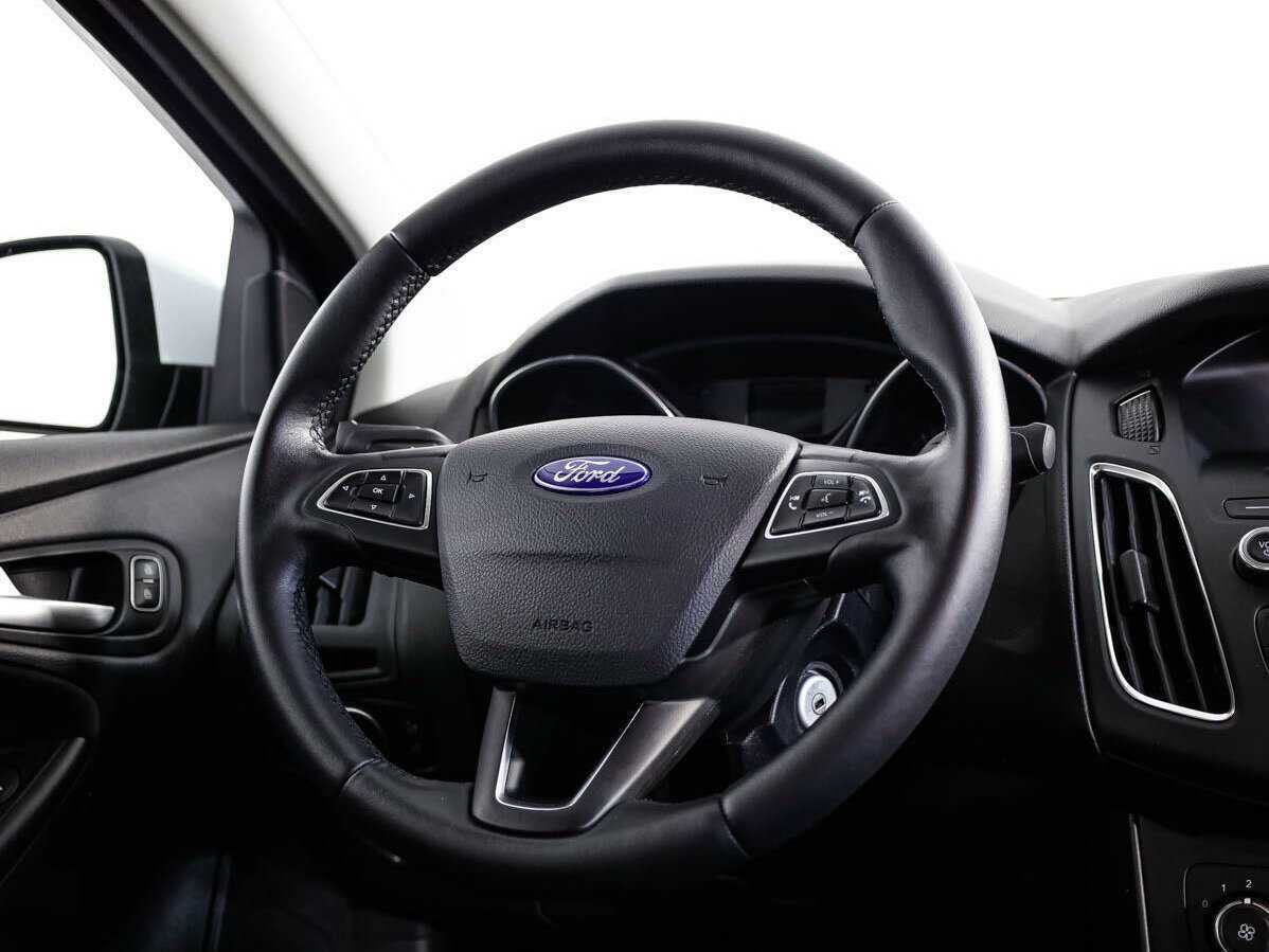 Купить Ford Focus с пробегом. Фото: #20