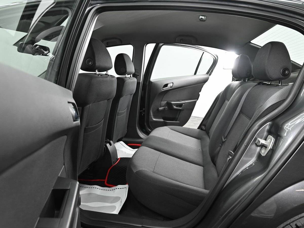 Купить Opel Astra с пробегом. Фото: #12