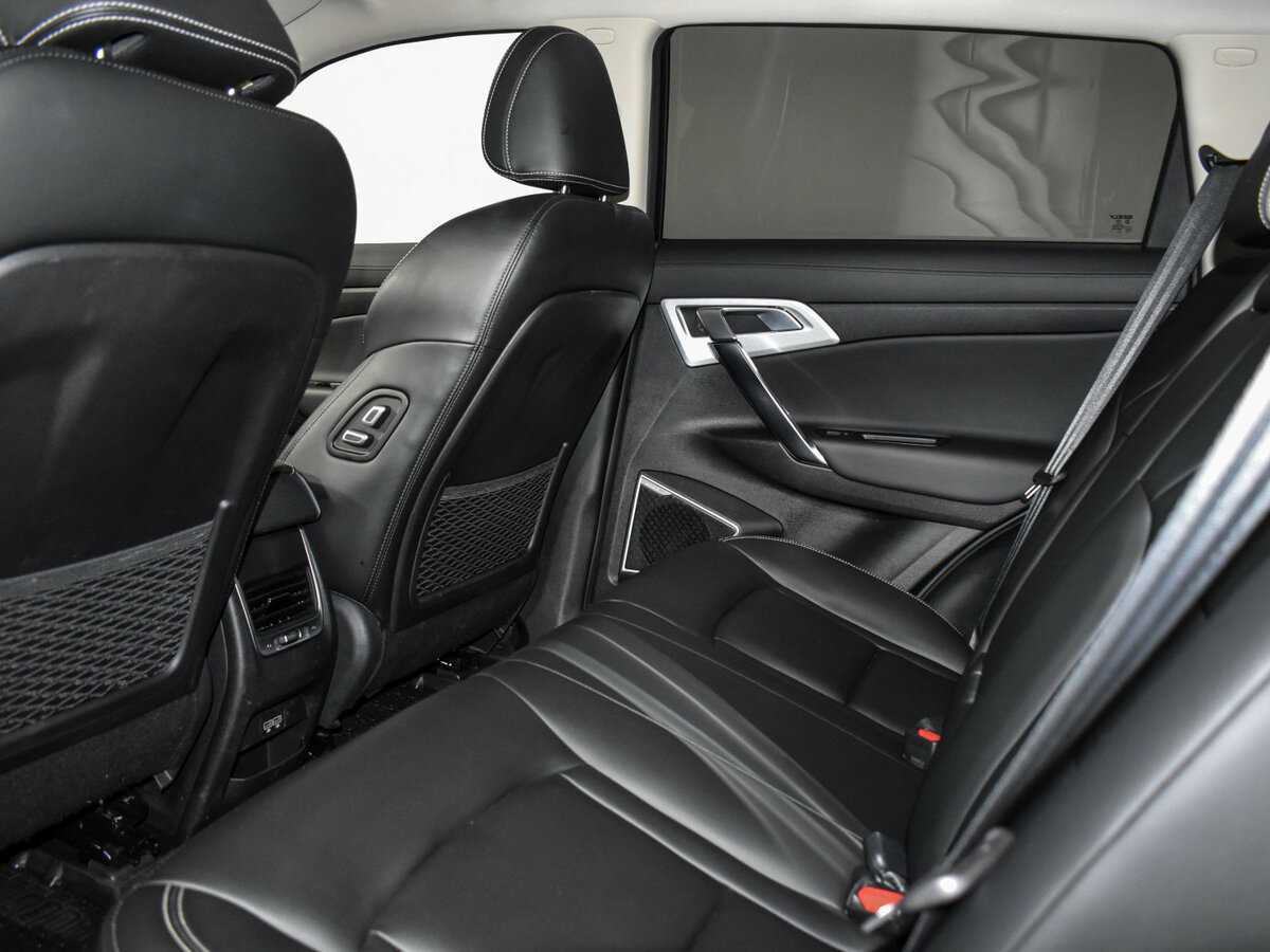 Купить Geely Atlas с пробегом. Фото: #12